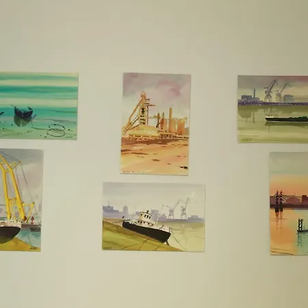 Calida Vivienda Turistica Centrica Junto Al Funicular Y Metro *