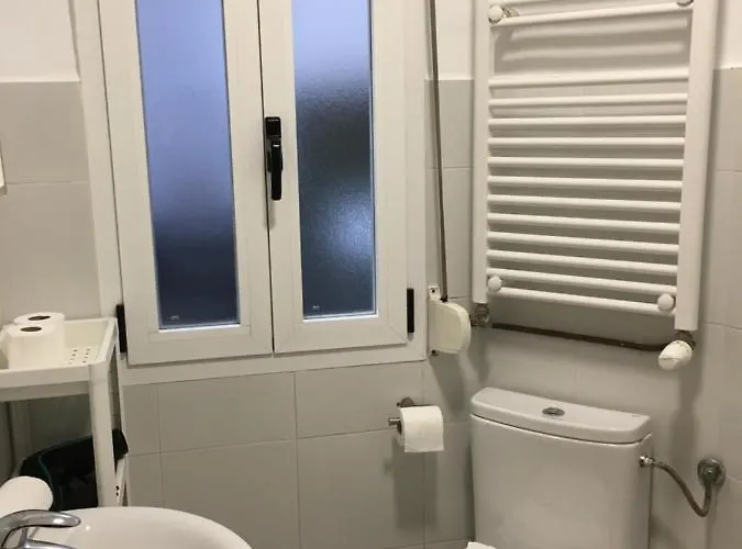 Calida Vivienda Turistica Centrica Junto Al Funicular Y Metro Διαμέρισμα