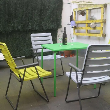 Apartamento Calida Vivienda Turistica Centrica Junto Al Funicular Y Metro *