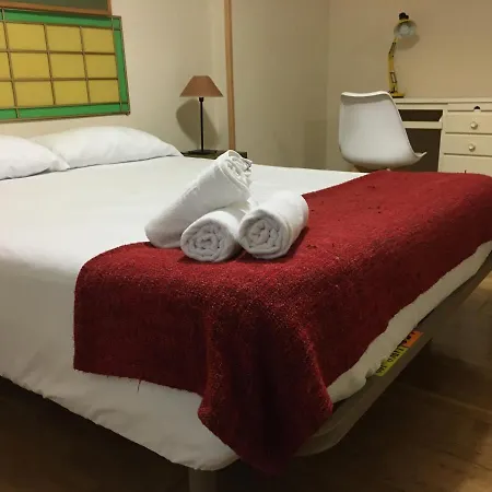 Calida Vivienda Turistica Centrica Junto Al Funicular Y Metro * בילבאו