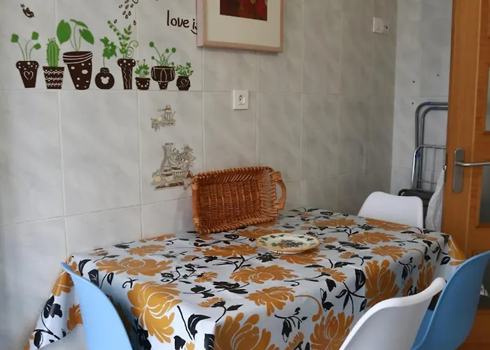 公寓 Calida Vivienda Turistica Centrica Junto Al Funicular Y Metro *