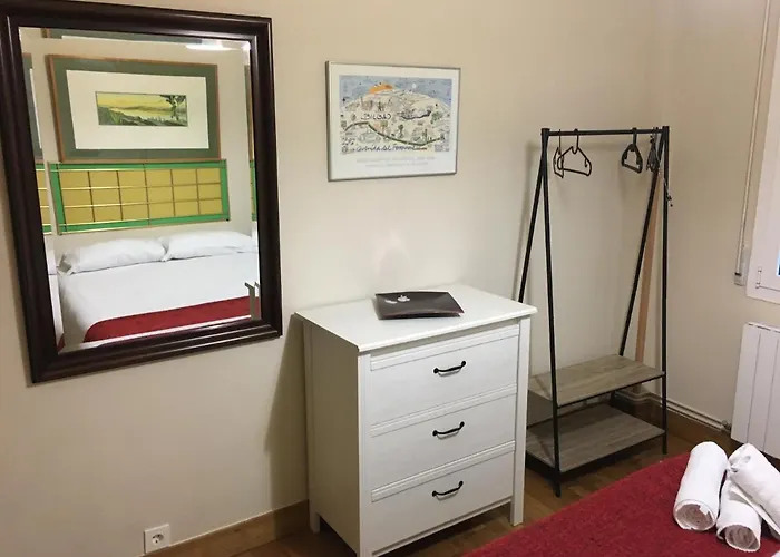 Calida Vivienda Turistica Centrica Junto Al Funicular Y Metro דירה *